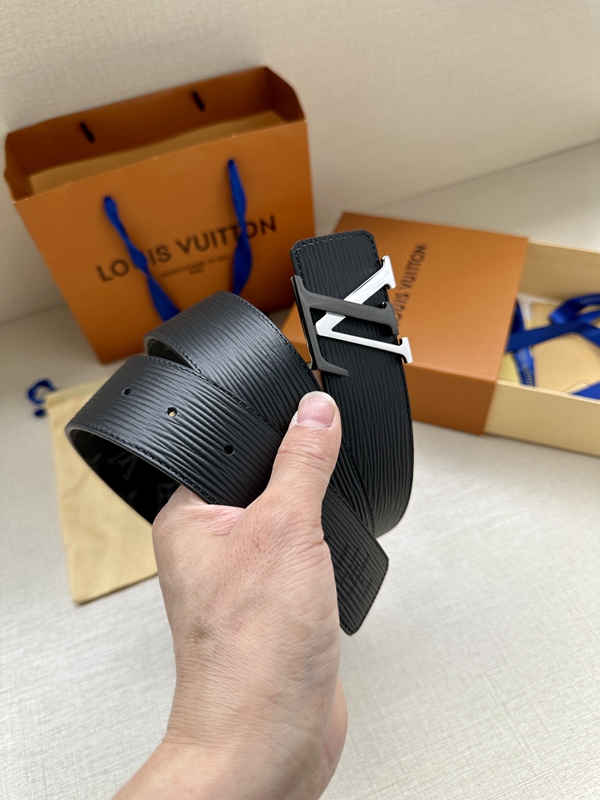 激安ルイヴィトンベルト内部構造